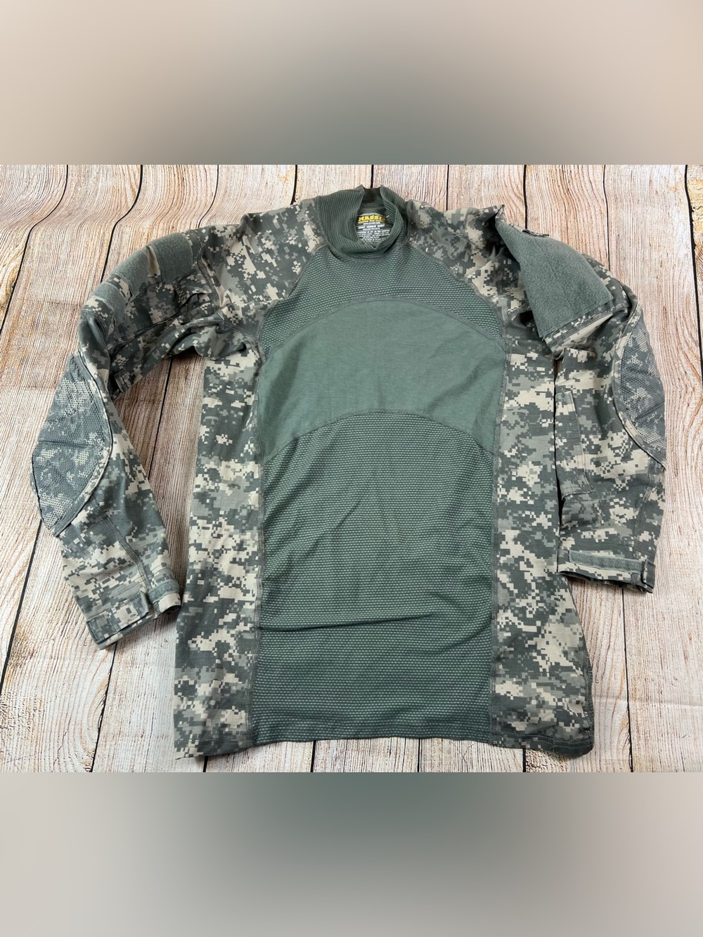 Mens Massif Army Combat Shirt Digital Camo Elbow Pads Long Sleeve Medium